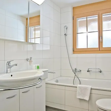 Alpha Apartment *